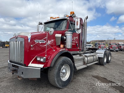 2015 Kenworth T800 6x4 T/A Day Cab Truck Tractor