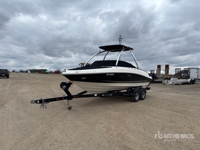 2011 Sea Ray 210SLX3 109 21 ft Bowrider Boat