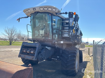 2008 Agco Gleaner R65 Combine Harvester (Inoperable)