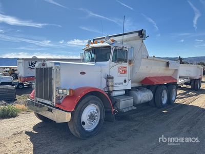 1986 Peterbilt 359 6x4 Camion à benne tandem