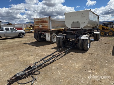 1973 Reliance T/A Turntable Sliding Transfer Trailer
