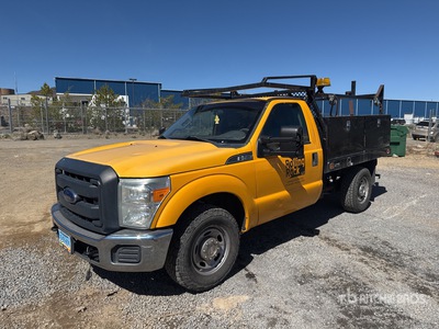 2013 Ford F-250 4x2 Utility Truck