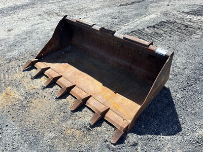 John Deere 64 in Skid Steer Bucket