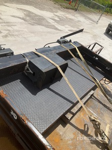 Quantity of (4) Liftgates Divers