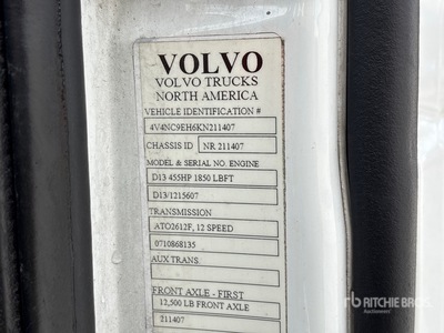 2019 Volvo VNL860 6x4 T/A Sleeper Truck Tractor