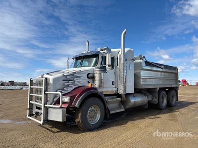 2004 Kenworth T800 6x4 T/A Dump Truck