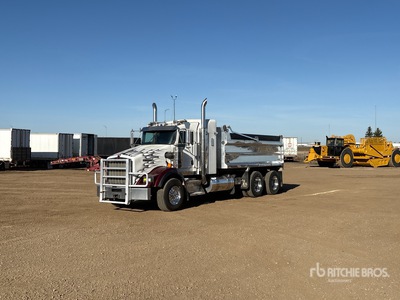 2004 Kenworth T800 6x4 شاحنة قلابة /محورين