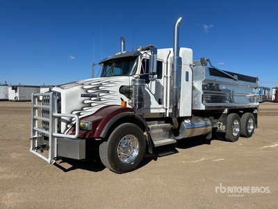 2004 Kenworth T800 6x4 T/A Dump Truck