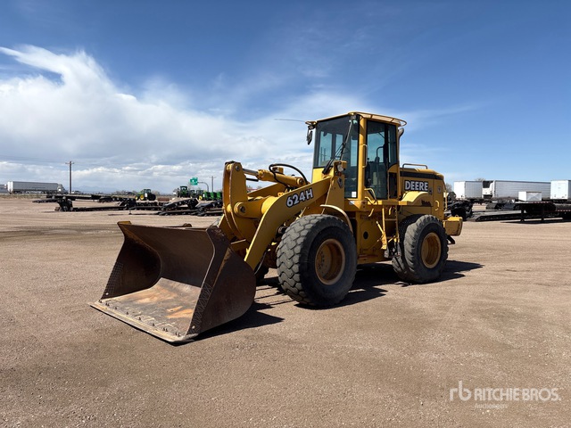 2001 John Deere 624H Wheel Loader