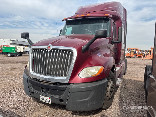 2019 International Lt 625 2019 International Lt625 6X4 T/A Sleeper Truck Tractor