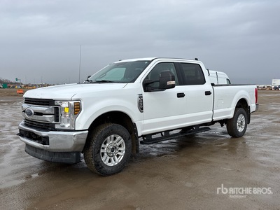 2018 Ford F-250 XLT 4x4 Crew Cab Pickup