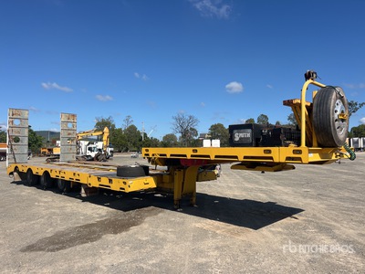 2007 J Smith & Sons 3 Rows of 4 10.4 m - 14 m Extendable Hydraulic Deck Widening Lowboy Trailer