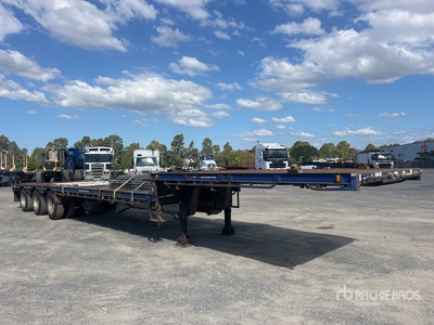 2007 Vawdrey 13.2 m Tri/A Przyczepa z pokładem schodkowym