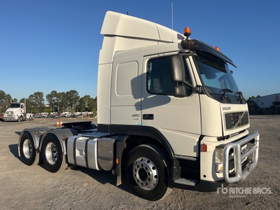 2010 Volvo FM13 6x4 Ciągnik siodłowy T/A z kabiną sypialną