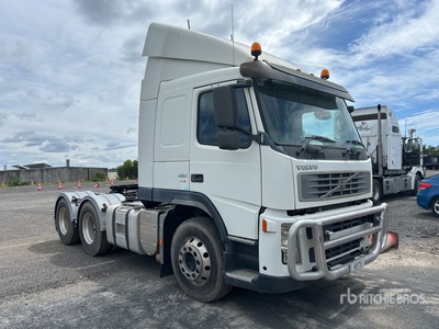 2010 Volvo FM 450 6x4 Sleeper Cabine et châssis