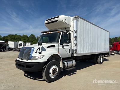 2019 International 4300 4x2 Refrigerated Truck