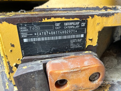 2015 Cat 740B Articulated Dump Truck