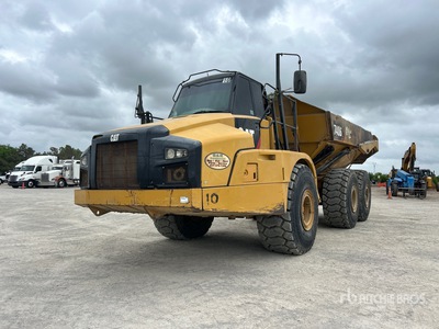 2015 Cat 740B Articulated Dump Truck