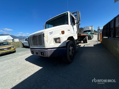 1999 Freightliner FL70 4x2 Flatbed Truck