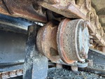 Undercarriage with Right Carrier Rollers