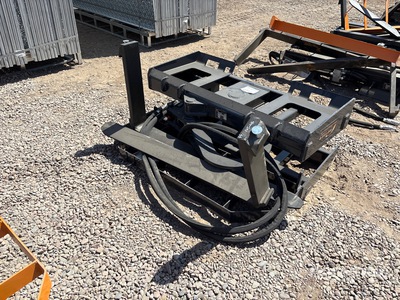 2025 ARTEER RPT-42L 42 in Rotating Hydraulic Skid Steer Forks (Unused)