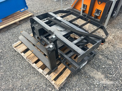 2025 ARTEER RPT-42L 42 in Rotating Skid Steer Forks (Unused)