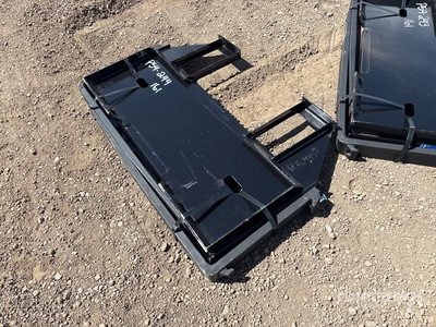 2025 Kit Containers QT-45-FF-42 46 in Forche per mini pala (Unused)