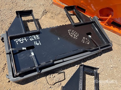 2025 Kit Containers QT-45-FF-42 Forche per mini pala (Unused)