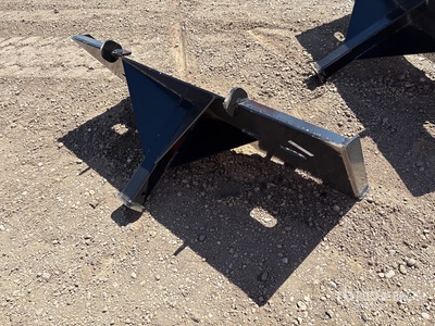 2025 Kit Containers QT-TM 2 in Skid Steer Hitch Receiver (Unused)