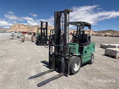 2013 Clark GPS-30MC 5575 lb Pneumatic Tire Forklift