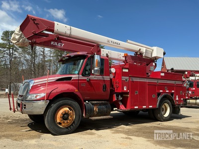 2006 Terex Hi-Ranger HR50M 50 ft on 2007 International 4400 SBA 4x2 Bucket Truck