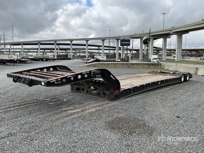 2005 Cozad 35 ton T/A Removable Gooseneck Lowboy Trailer