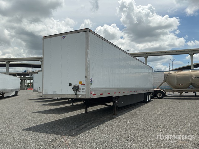 2020 Utility VS2DX 53 ft x 102 in T/A Van Trailer