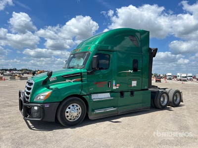 2021 Freightliner Cascadia 126 6x4 T/A Sleeper Truck Tractor