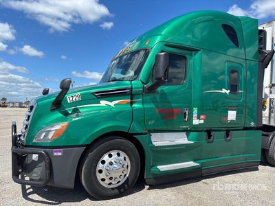 2021 Freightliner Cascadia 126 T/A Sleeper Truck Tractor