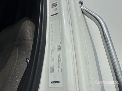2017 Freightliner M2 112 4x2 Sleeper Van Truck