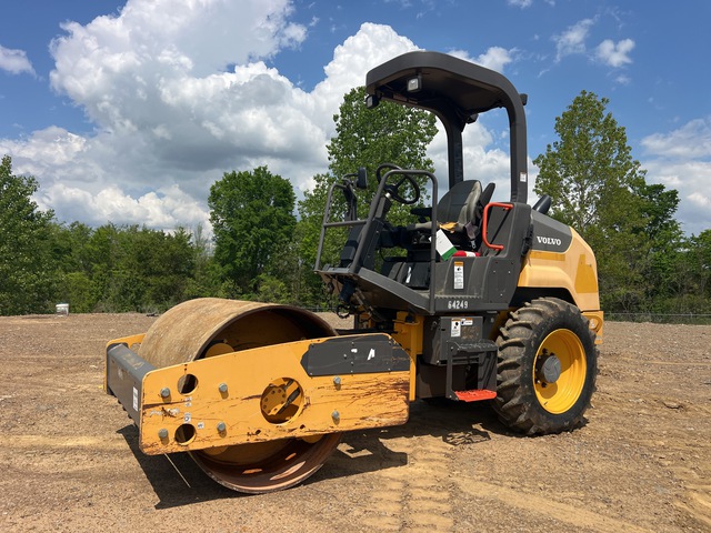 2020 Volvo SD45B Smooth Drum Compactor