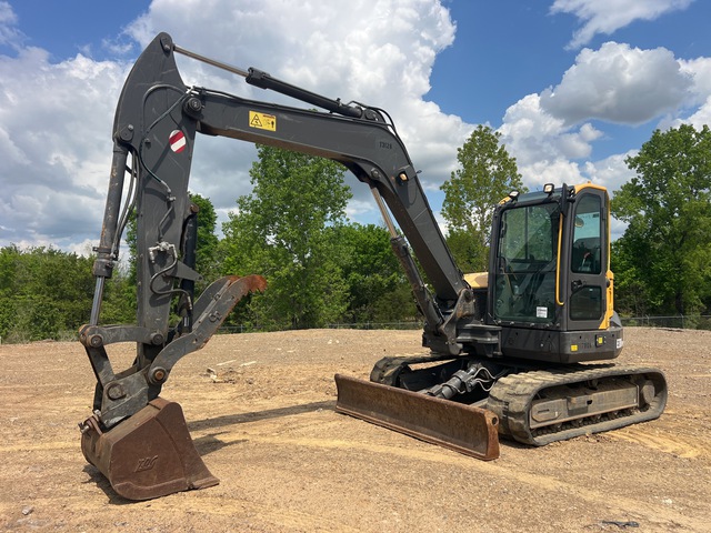 2022 Volvo ECR88D Mini Excavator 2022 Volvo ECR88D Mini Excavator
