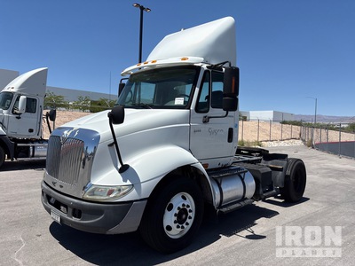 2006 International 8600 4x2 S/A Day Cab Truck Tractor