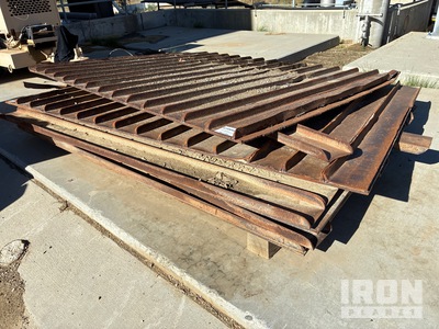 Quantity of (4) 8 ft x 10 ft Road Plates