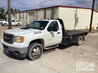 2014 GMC Sierra 3500HD 4x2 Flatbed Truck