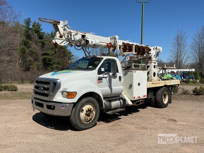 2016 commander c4047 on 2015 Ford F-750 XL 4x2 Digger Derrick Truck