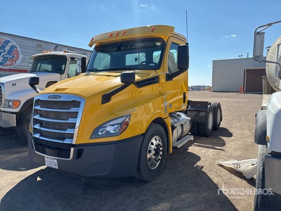 2020 Freightliner Cascadia 126 6x4 T/A Day Cab Truck Tractor