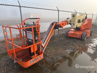 2014 JLG E400AJPN 2WD Electric Articulating Boom Lift (Inoperable)