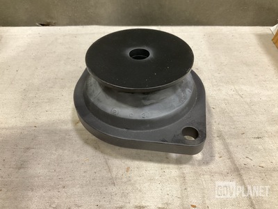 (4) Oil States 6E900 Resilient Mounts