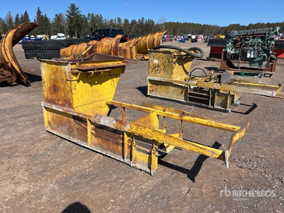 Curb and Gutter Machine