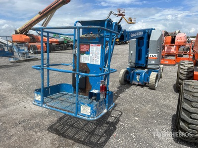 2014 Genie Z-30/20N RJ 2WD Electric Articulating Boom Lift