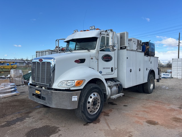 2014 Peterbilt 337 4x2 Service Truck 2014 Peterbilt 337 4x2 Service Truck