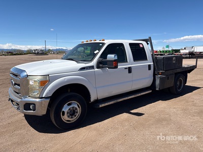 2011 Ford F-350 XLT 4x4 Crew Cab Platte vrachtwagen