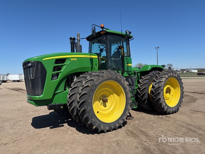 2010 John Deere 9330 Knickgelenktertraktor
